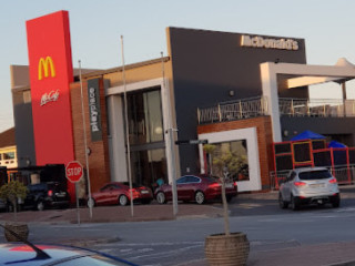 Mcdonald's Beacon Bay Drive-thru