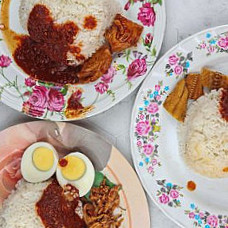 Nasi Lemak Padu Taman Keladi