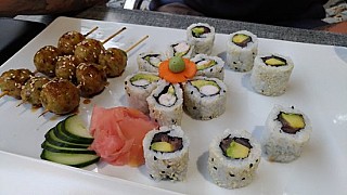 Yumi Sushi