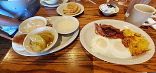 Cracker Barrel Old Country Store