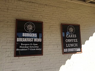 Mudgee Corner Store