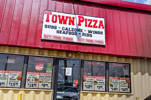 Town Pizza