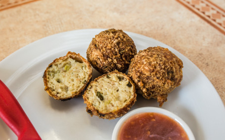 Bakso Goreng Ayam (Fried Chicken Balls)