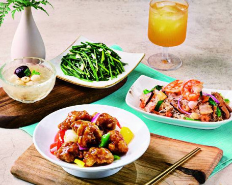 Lì Zhī Ròu Xīng Xiǎng Cān Signature Lychee Pork Meal