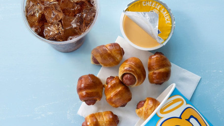 Pretzel Nuggets Bundt