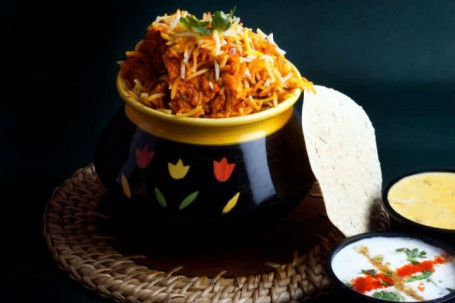 Hyderabadi Veg Biryani (1 Serveres)