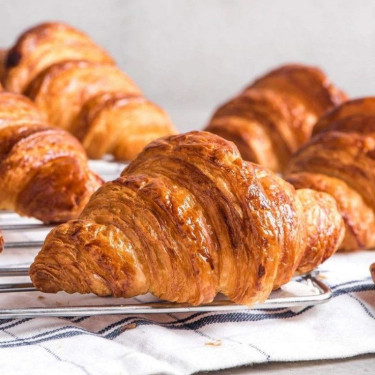 Traditional Butter Croissant