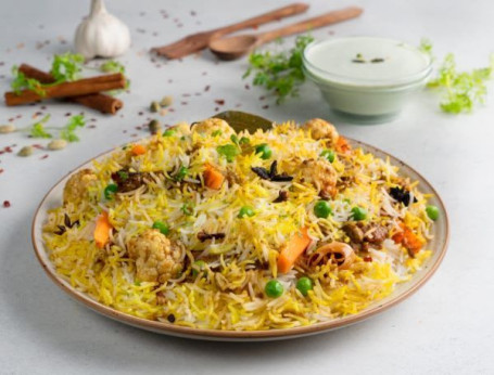 Hyderabadi Dum Veg Biryani (Til 1 Person)