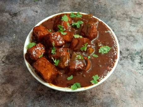 Gravy Paneer Chilli