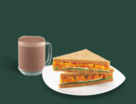 Høj Signatur Varm Chokolade Med Tandoori Paneer Sandwich