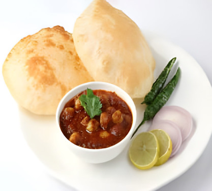 Chhola Bhatura [Full]