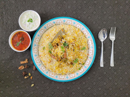 Shahi Veg Dum Biryani Serves 1