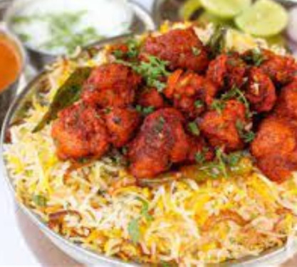 Chicken Biryani With Chicken Pakoda