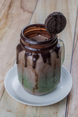 Melting Oreo Shake