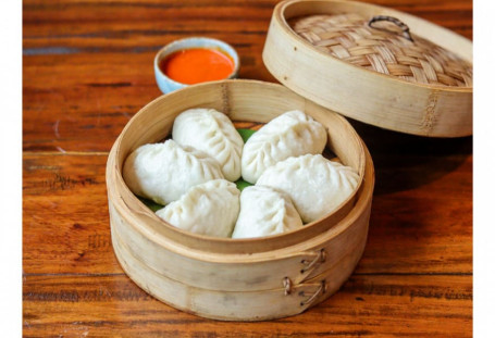 Veg Tibetan Momo [6 Pieces]