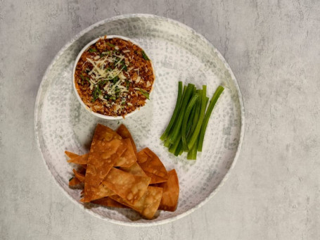 Buffalo Chicken Dip With Tortilla Chips