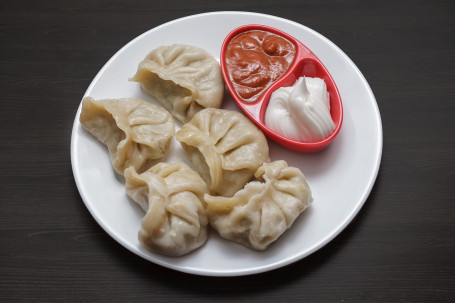 Veggie Steamed Momos (5 Pcs)