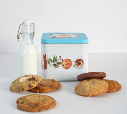 Sweetish Special Assorted Cookie Tin (Eggless)