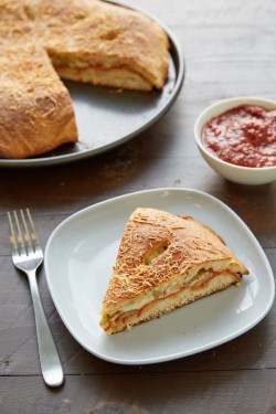 Pizza Calzone Hawaii