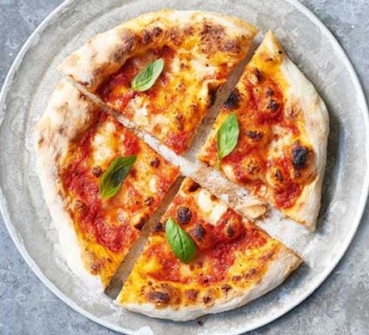 Klassisk Vegansk Margherita Med 3 Toppings