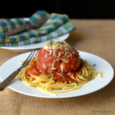 Spaghetti Med Kæmpe Frikadeller