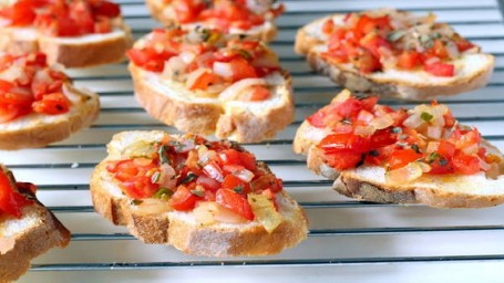 Klassisk Bruschetta