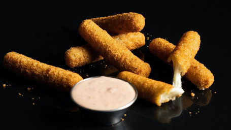 Fried Mozz Sticks