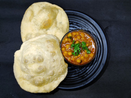 Matar Chola And Kachori[4Cs]