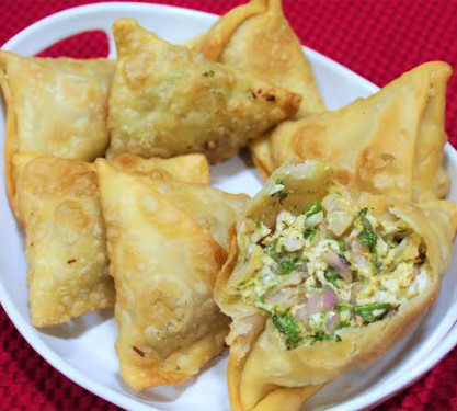 Paneer Samosa (1 Plate, 2 Pcs)