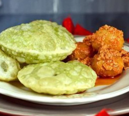 Matar Kachori With Aloo Dum (6Pc)