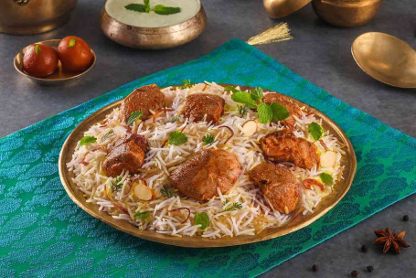 Hyderabadi Dum Gosht Krydret Fårekød Biryani, Udbenet Servering -2-3]