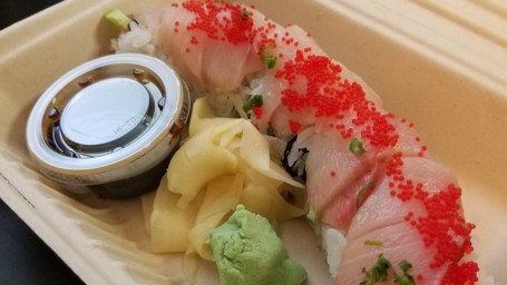 Hamachi Lover's Roll