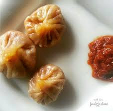 Veg Schewan Momos(5 Pcs)