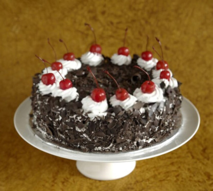 Eggless Blackforest Cake (1Kg)