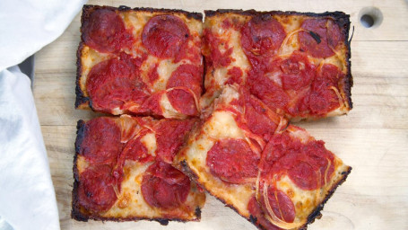 Original Square Pizza (Large 8 Pieces)