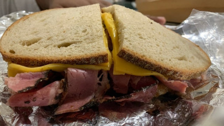 4 Oz Hot Pastrami