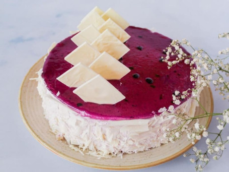 White Chocolate Bluberry Cake