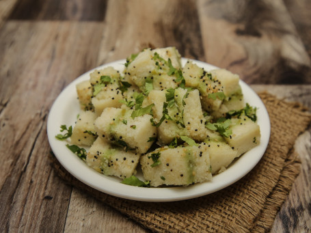 Sandwich Dhokla (250 Gm)