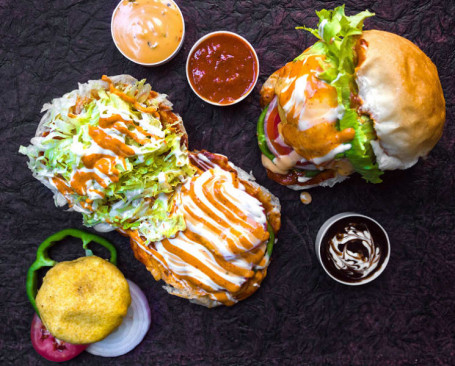 Jantar Mantar Vada Pav