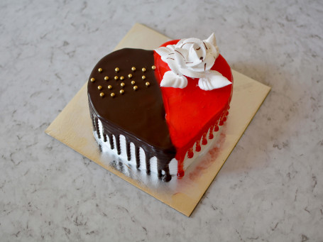 Eggless Heart Shape Chocolate Strawberry Cake