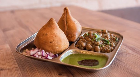 Samosa With Chana (1 Pcs.