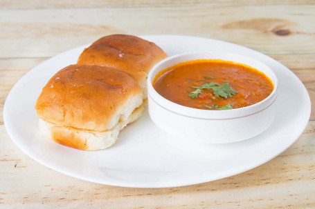 Pav Bhaji With Coke 250 Ml