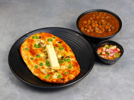 Special Mattar Paneer Kulcha