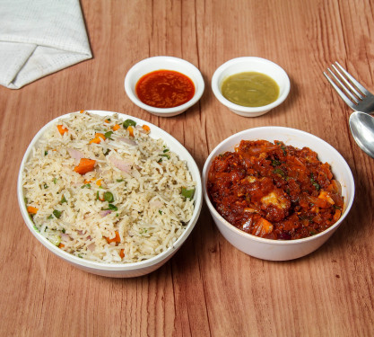 Veg Fried Rice With Veg Manchurian Dry