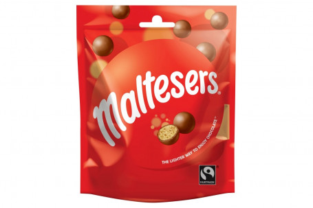 Maltesers Pose