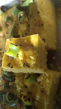 Khaman Dhokla (2 Pcs)