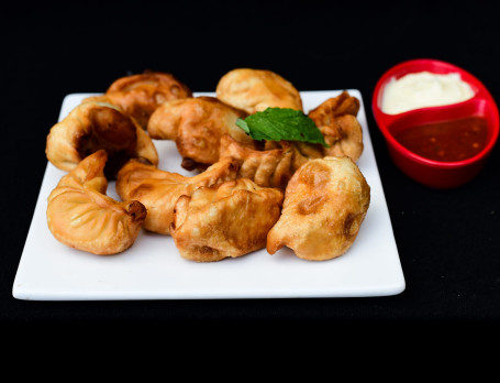 Vegetable Crispy Fried Momos