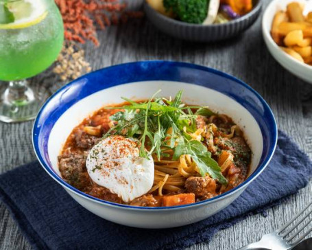 匈牙利番茄燉牛佐水波蛋細扁麵 Hungary Stewed Beef Linguine With Tomato And Poached Egg