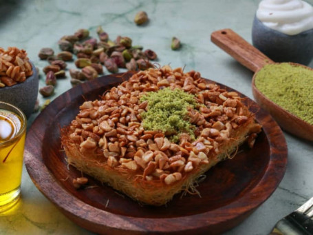 Crunchy Nutty Kunafa