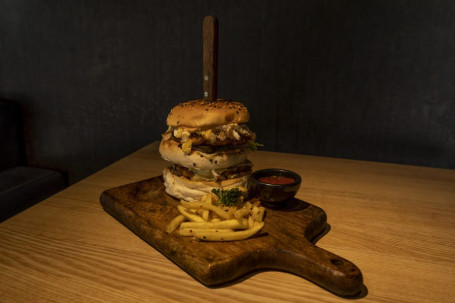 Mash Cafe Half Pounder Chicken Burger